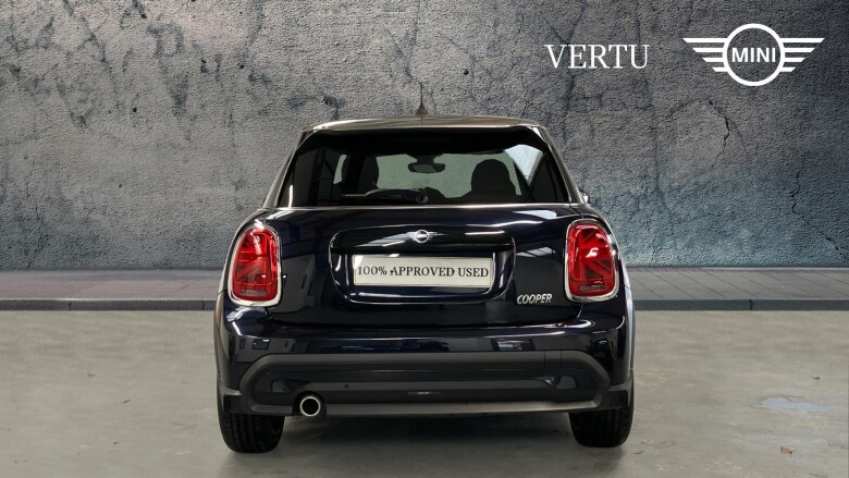 MINI Hatchback 1.5 Cooper Exclusive 5dr Auto Petrol Hatchback